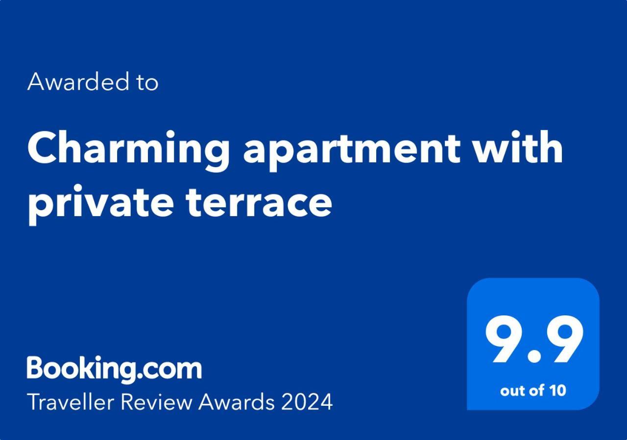 Charming Apartment With Private Terrace Бухарест Экстерьер фото